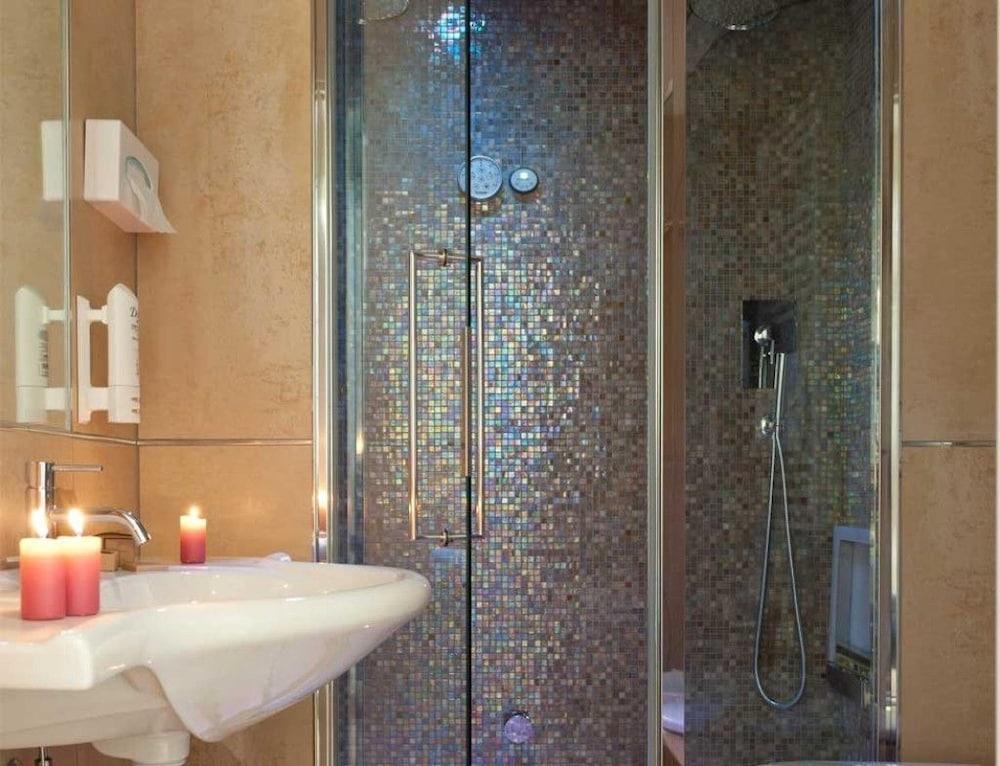 Hotel Derby Exclusive Морской Милан Экстерьер фото