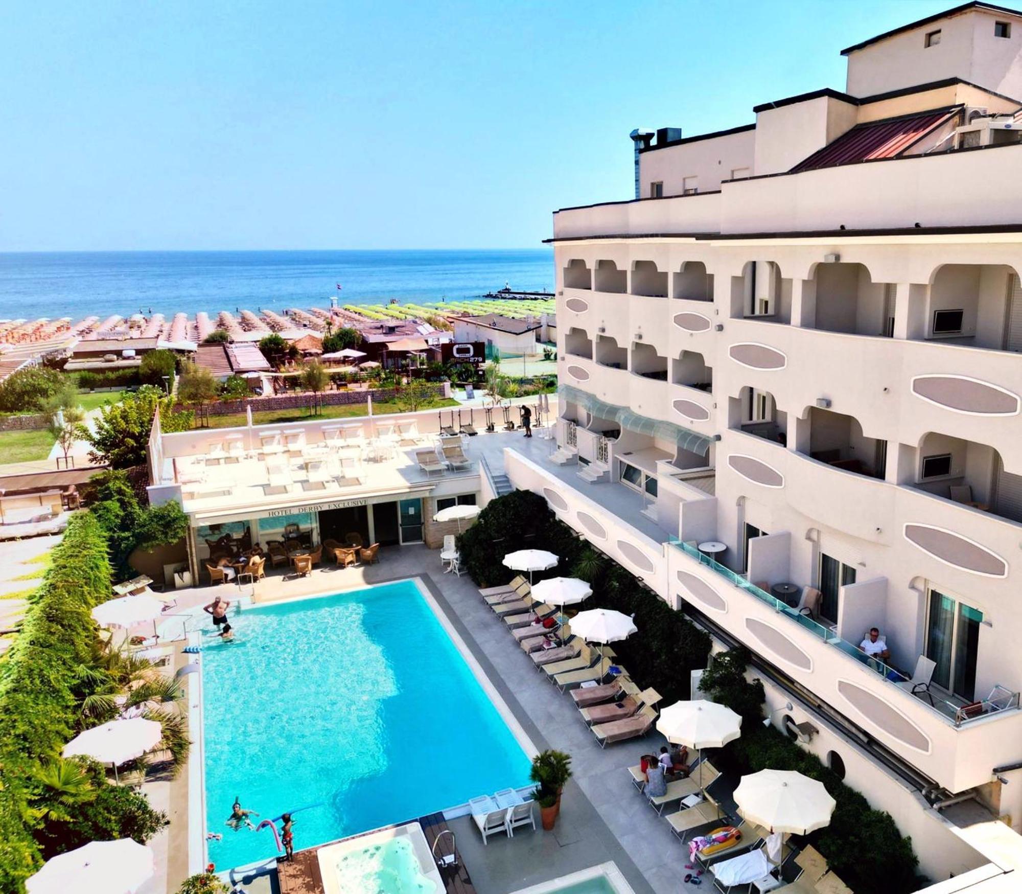 Hotel Derby Exclusive Морской Милан Экстерьер фото