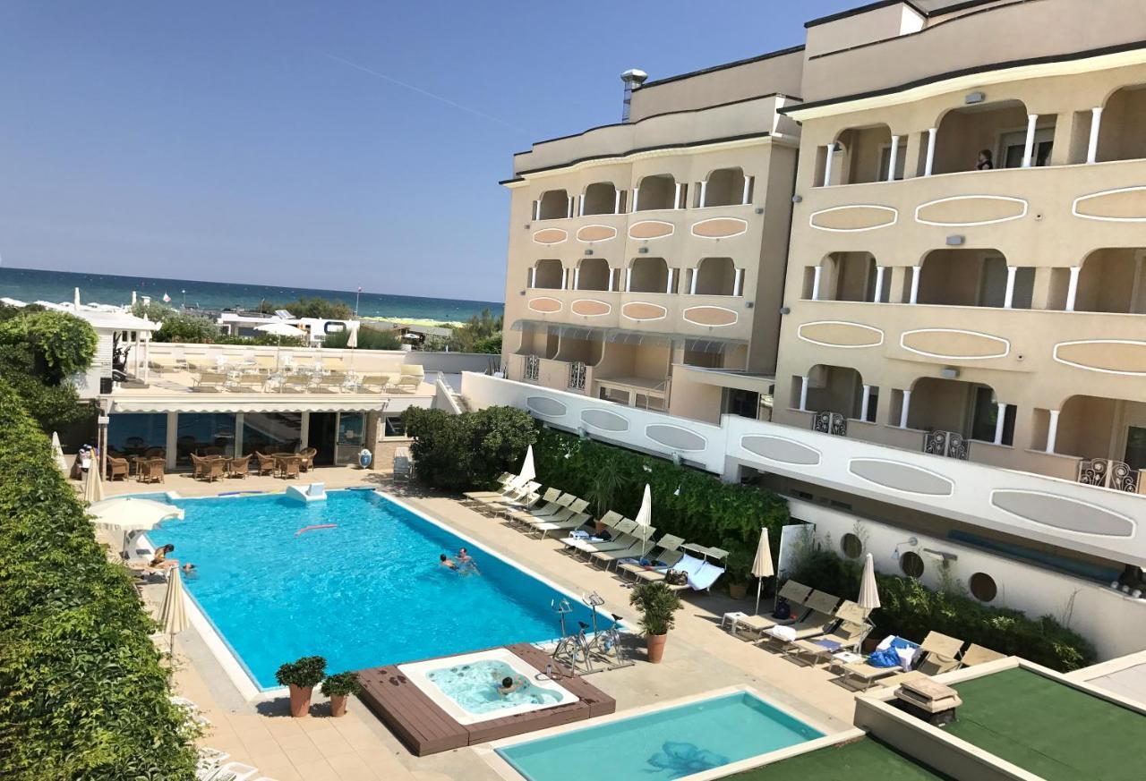 Hotel Derby Exclusive Морской Милан Экстерьер фото